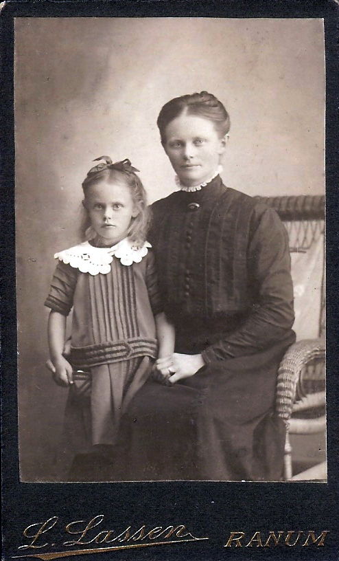 Methea Pedersen & Mie